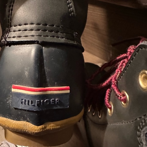 Ladies Hilfiger Boots - Size 9 - Picture 5 of 7